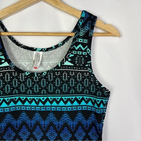 Discreet Black & Blue Printed Peplum High Low Tank Top L - Picture 2 of 2